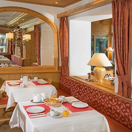 Dufour Alpin Superior - Adults Only 2*