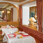 Dufour Alpin Superior - Adults Only 2*